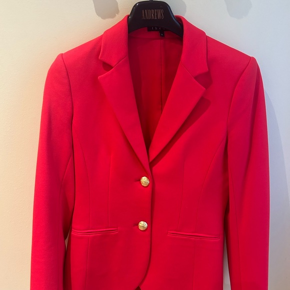 Blazer - Picture 1 of 4